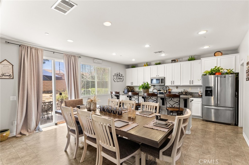3731 Obsidian Road San Bernardino, CA 92407 - Photo 9 of 41