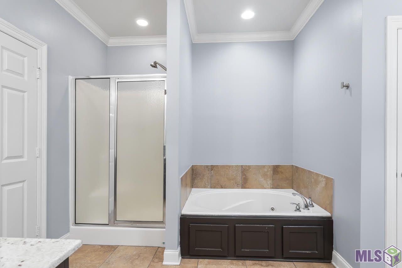 7907 Valencia Court Baton Rouge, LA 70820 - Photo 15 of 19