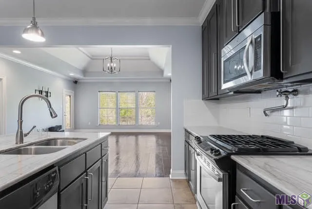 $2,300 | 7907 Valencia Court, Baton Rouge, LA 70820