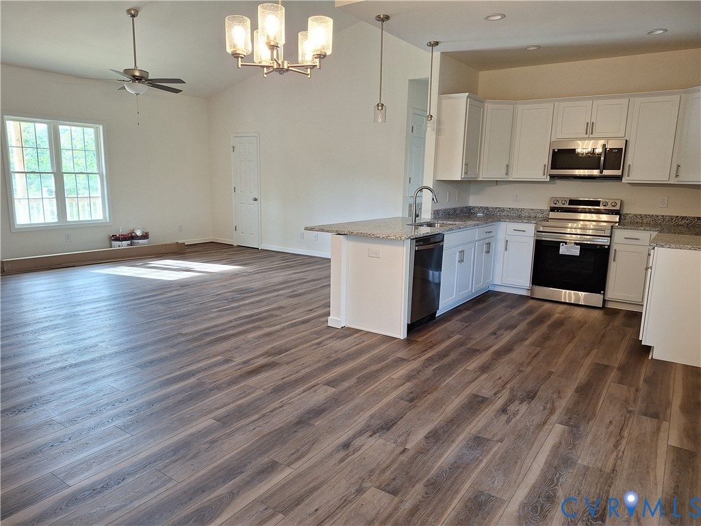 2086 East Courthouse Road Blackstone, VA 23824 - Photo 12 of 13