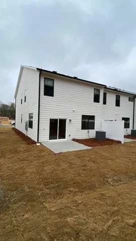 $2,100 | 7293 Mulberry Trace Lane, Flowery Branch, GA 30542