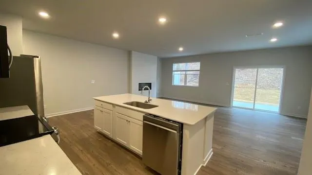 $2,100 | 7293 Mulberry Trace Lane, Flowery Branch, GA 30542