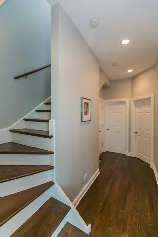 $5,000 | 2005 North Hoyne Avenue, Chicago, IL 60647