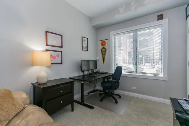 $5,000 | 2005 North Hoyne Avenue, Chicago, IL 60647