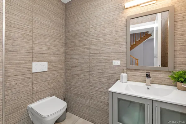 $8,000 | 83-34 116th Street | Kew Gardens