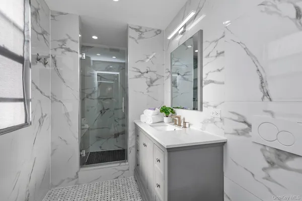 $8,000 | 83-34 116th Street | Kew Gardens