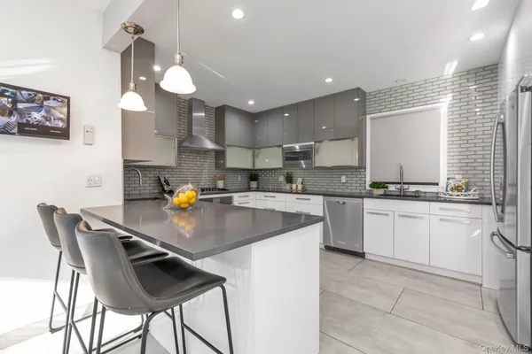 $8,000 | 83-34 116th Street | Kew Gardens