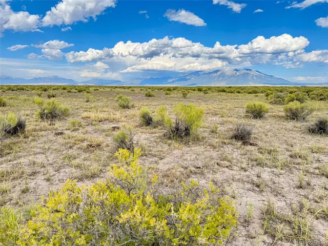 a view of an ocean view