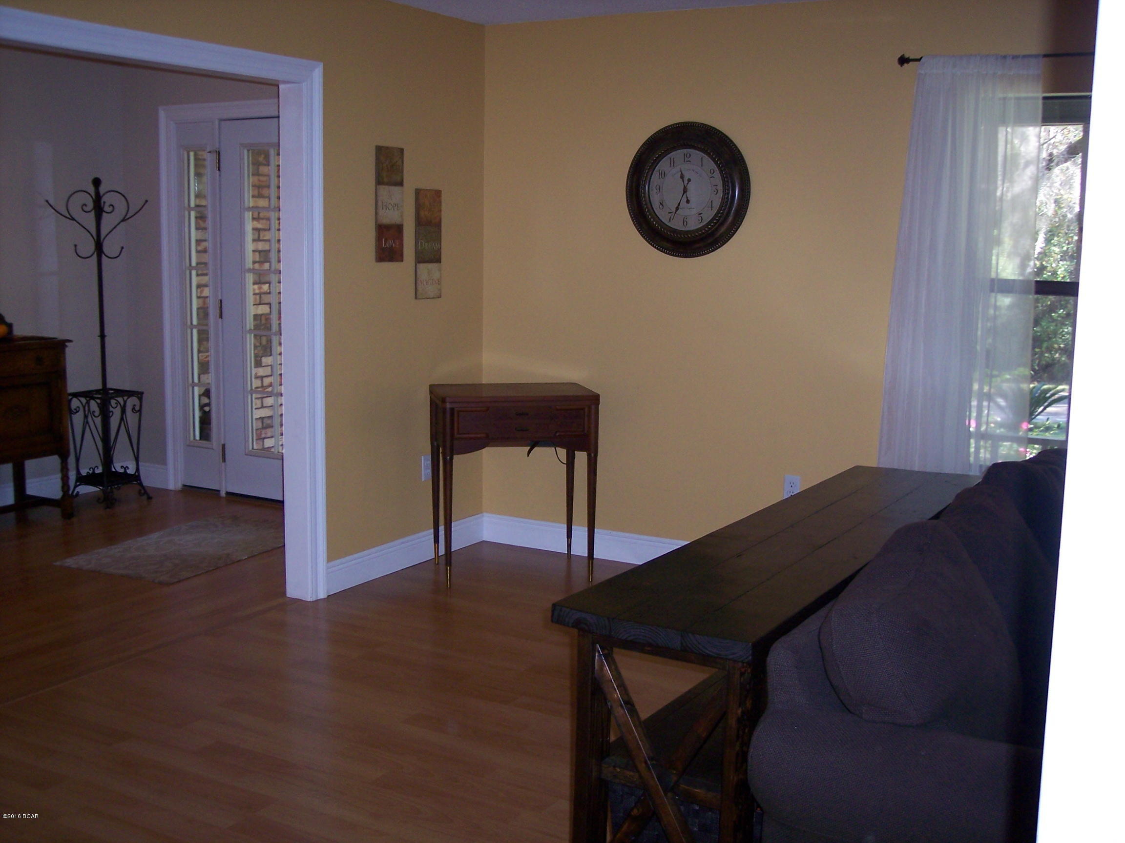 2942 Pioneer Road Vernon, FL 32462 - Photo 6 of 25 Gallery Image 6