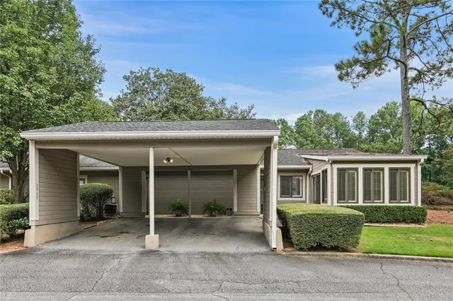 $2,500 | 2949 Torreya Way Southeast, Marietta, GA 30067