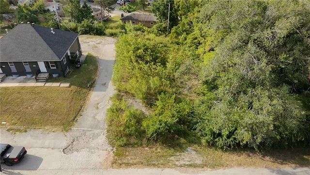 $12,000 | 11527 East Lexington Avenue, Sugar Creek, MO 64054