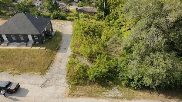 $11,000 | 11527 East Lexington Avenue, Sugar Creek, MO 64054