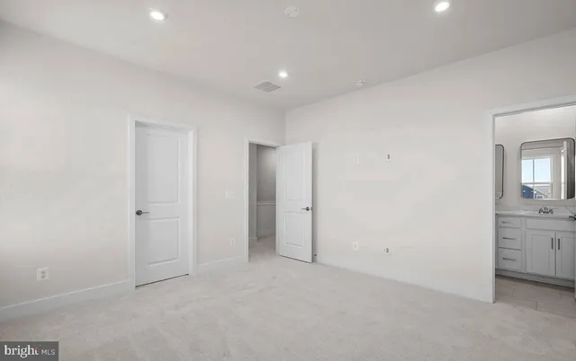 $2,399 | 127 Heyford Drive, Stephenson, VA 22656