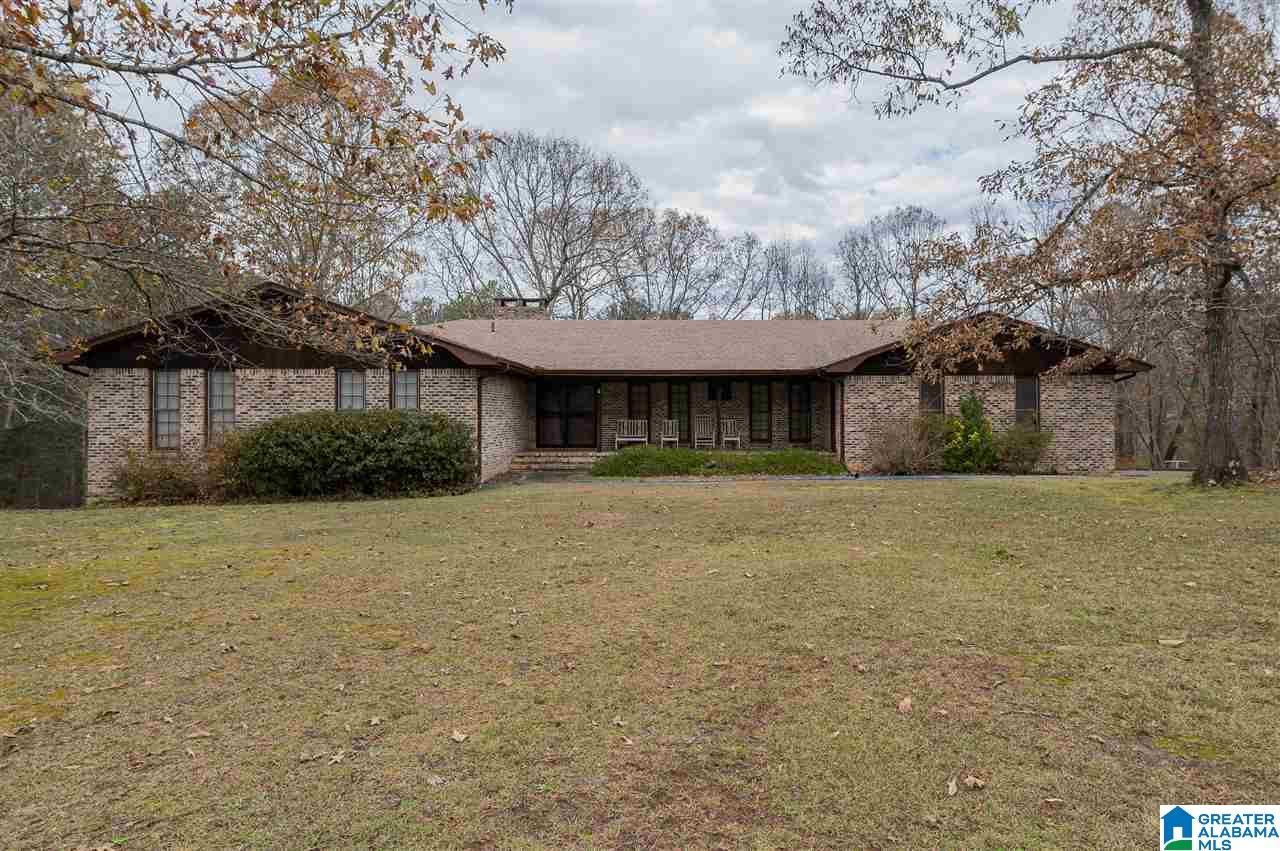 681 Valley View Road Pelham, AL 35124 - Photo 2 of 39