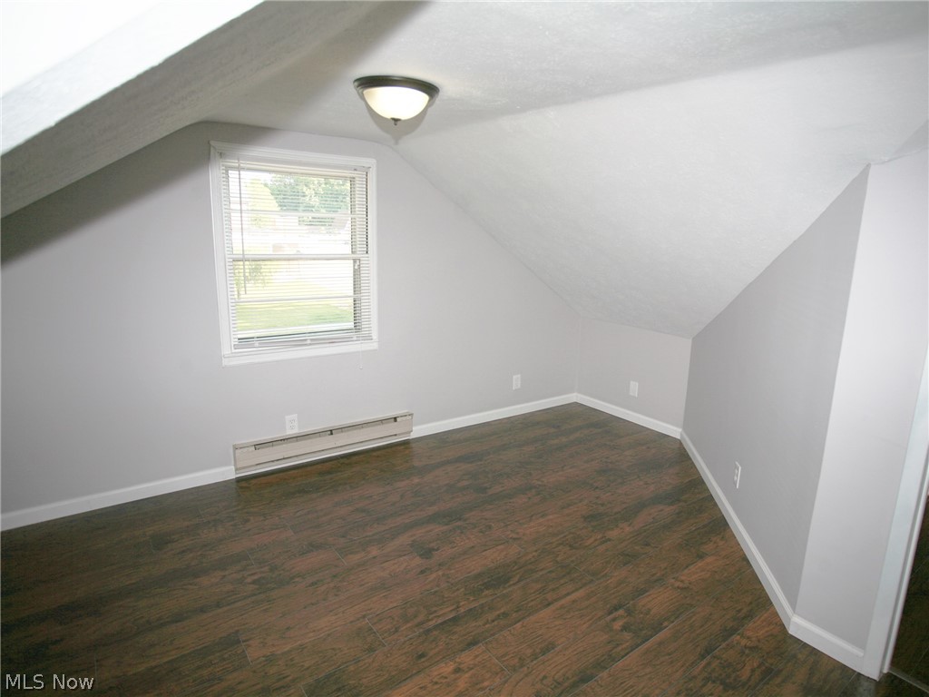 4204 Bluestone Road Cleveland, OH 44121 - Photo 24 of 35
