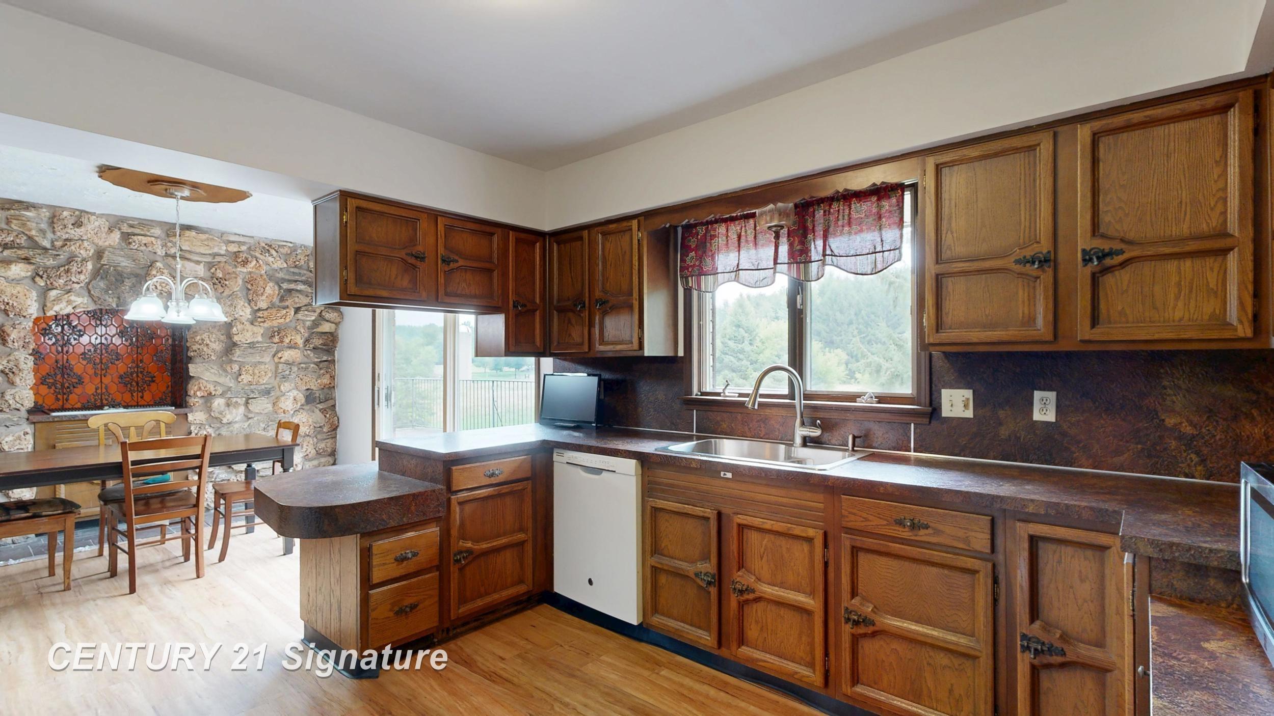 2995 Lyons Road Owosso, MI 48867 - Photo 29 of 71 Gallery Image 29
