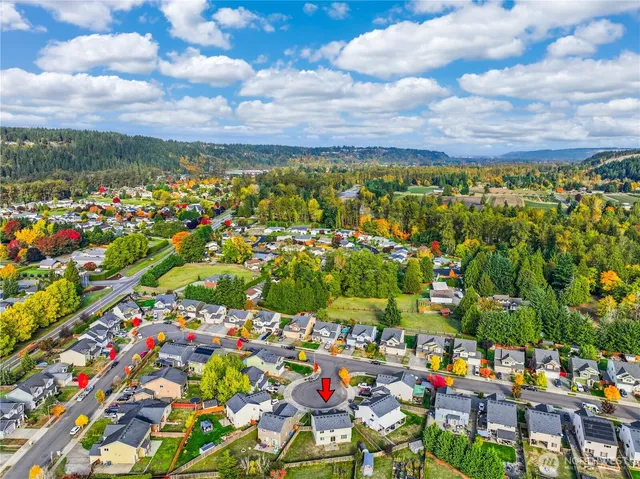 $549,950 | 114 Ames Street Northeast, Orting, WA 98360