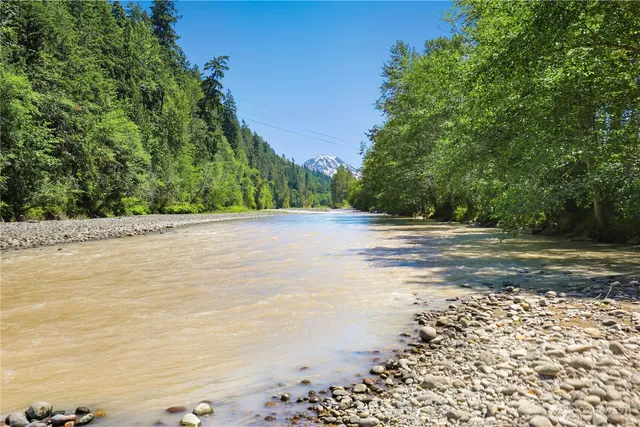 $549,950 | 114 Ames Street Northeast, Orting, WA 98360