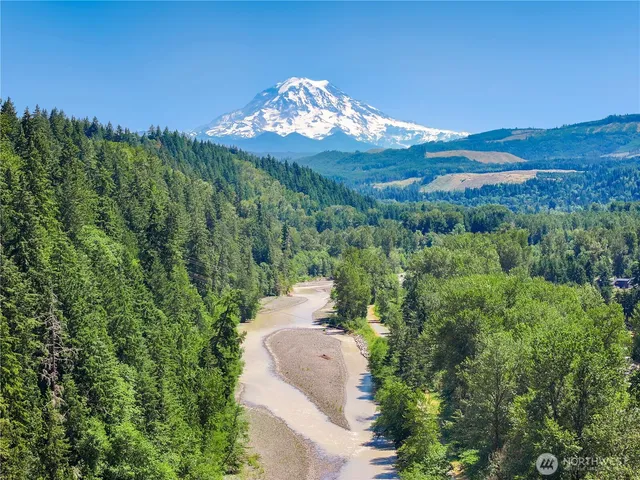 $549,950 | 114 Ames Street Northeast, Orting, WA 98360