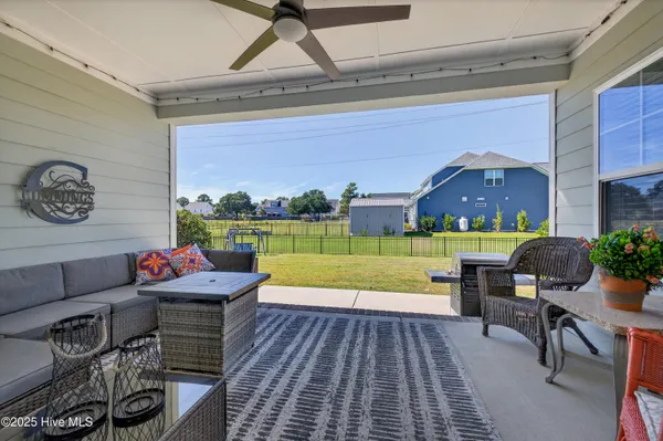 $3,000 | 62 Sailor Sky Way, Hampstead, NC 28443