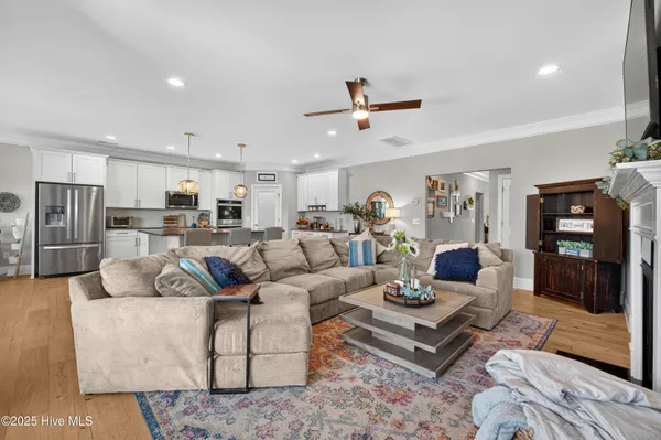 $3,000 | 62 Sailor Sky Way, Hampstead, NC 28443