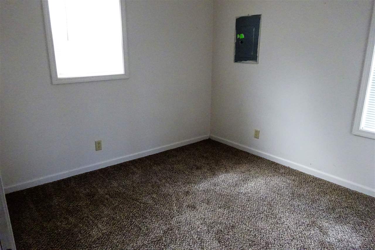 1504 Ewing Road Rochester, IN 46975 - Photo 9 of 20