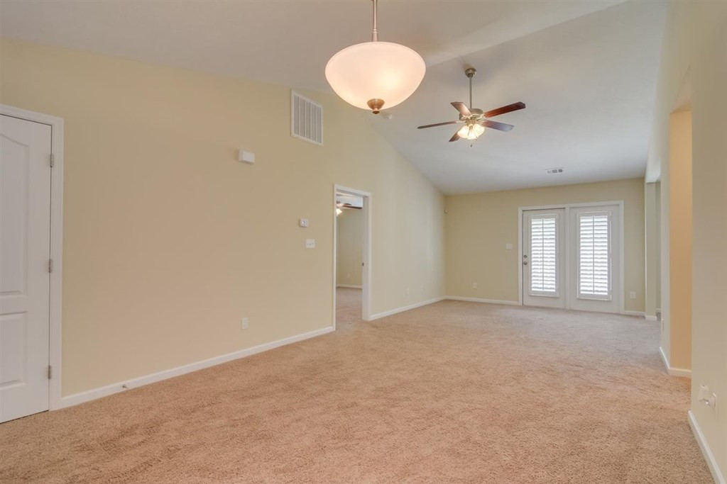 3329 Cushendal Road Augusta, GA 30909 - Photo 9 of 29