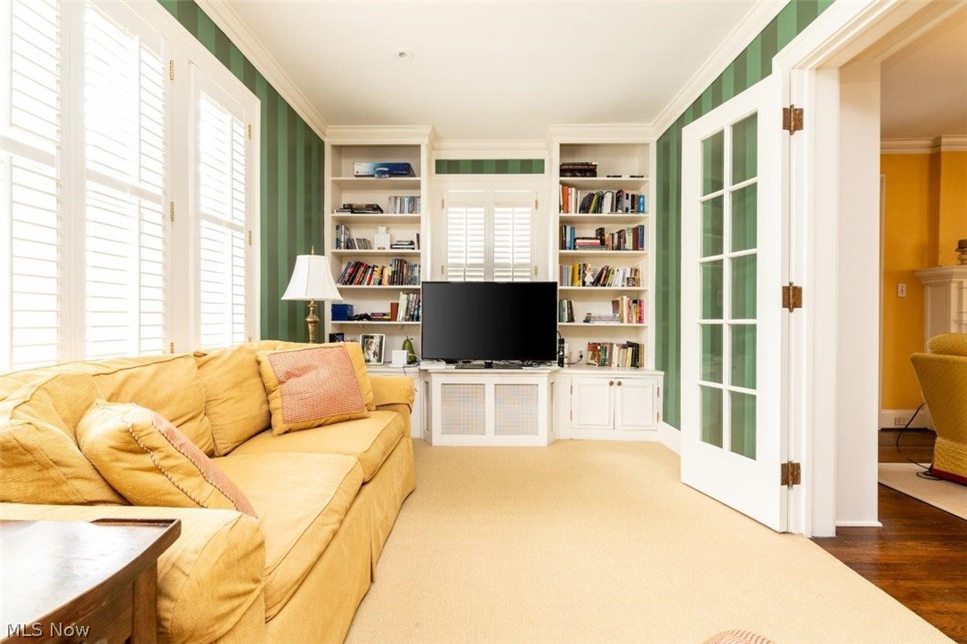 2835 Sedgewick Road Cleveland, OH 44120 - Photo 4 of 35 Gallery Image 4