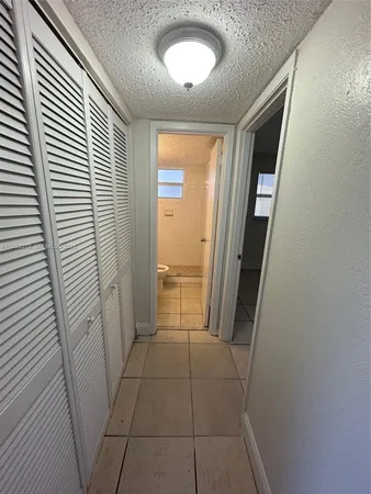 $1,950 | 2775 Taft Street, Unit 102, Hollywood, FL 33020