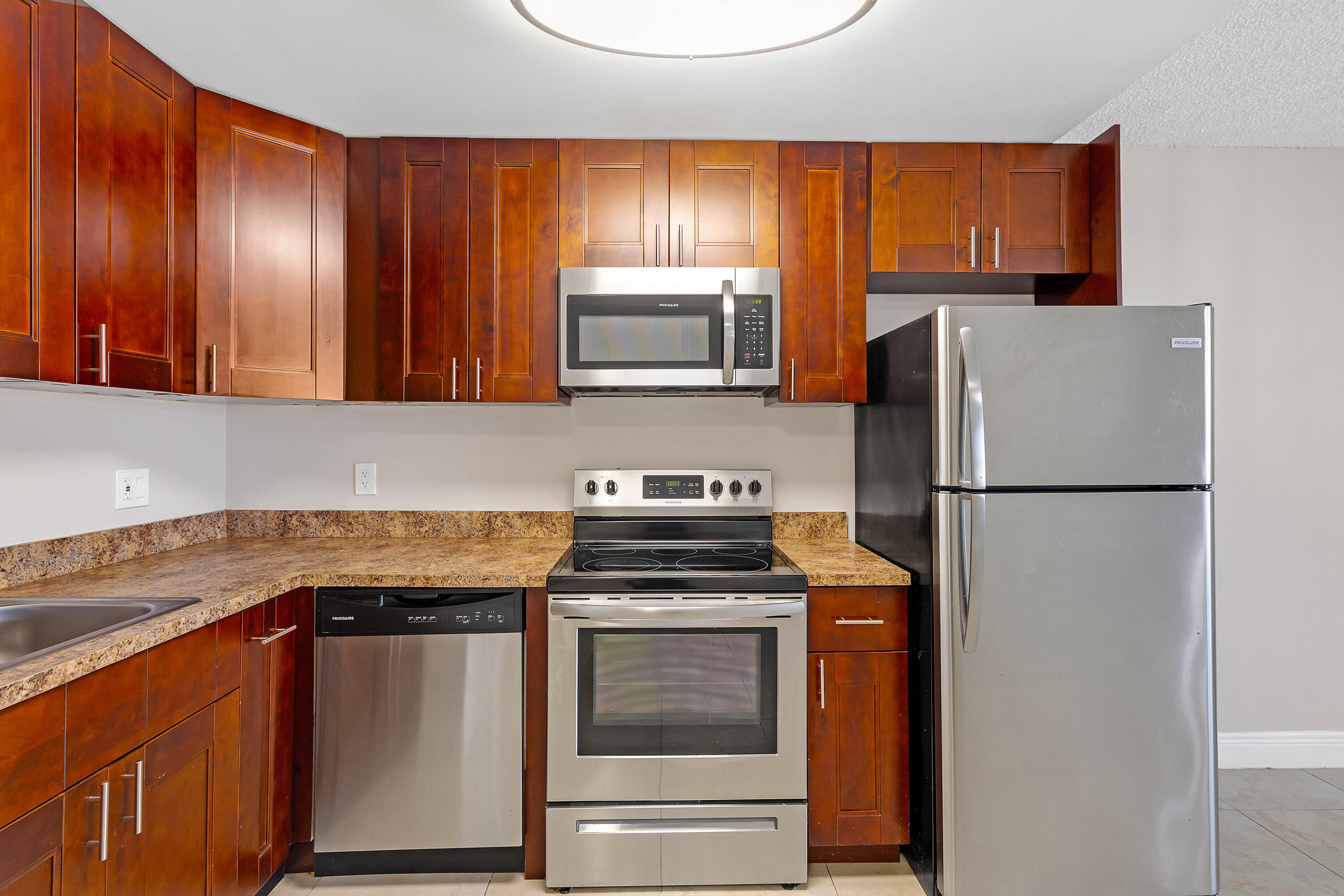 520 Northeast 44th Street Boca Raton, FL 33431 - Photo 11 of 24 520NE45THSTUNIT7-8