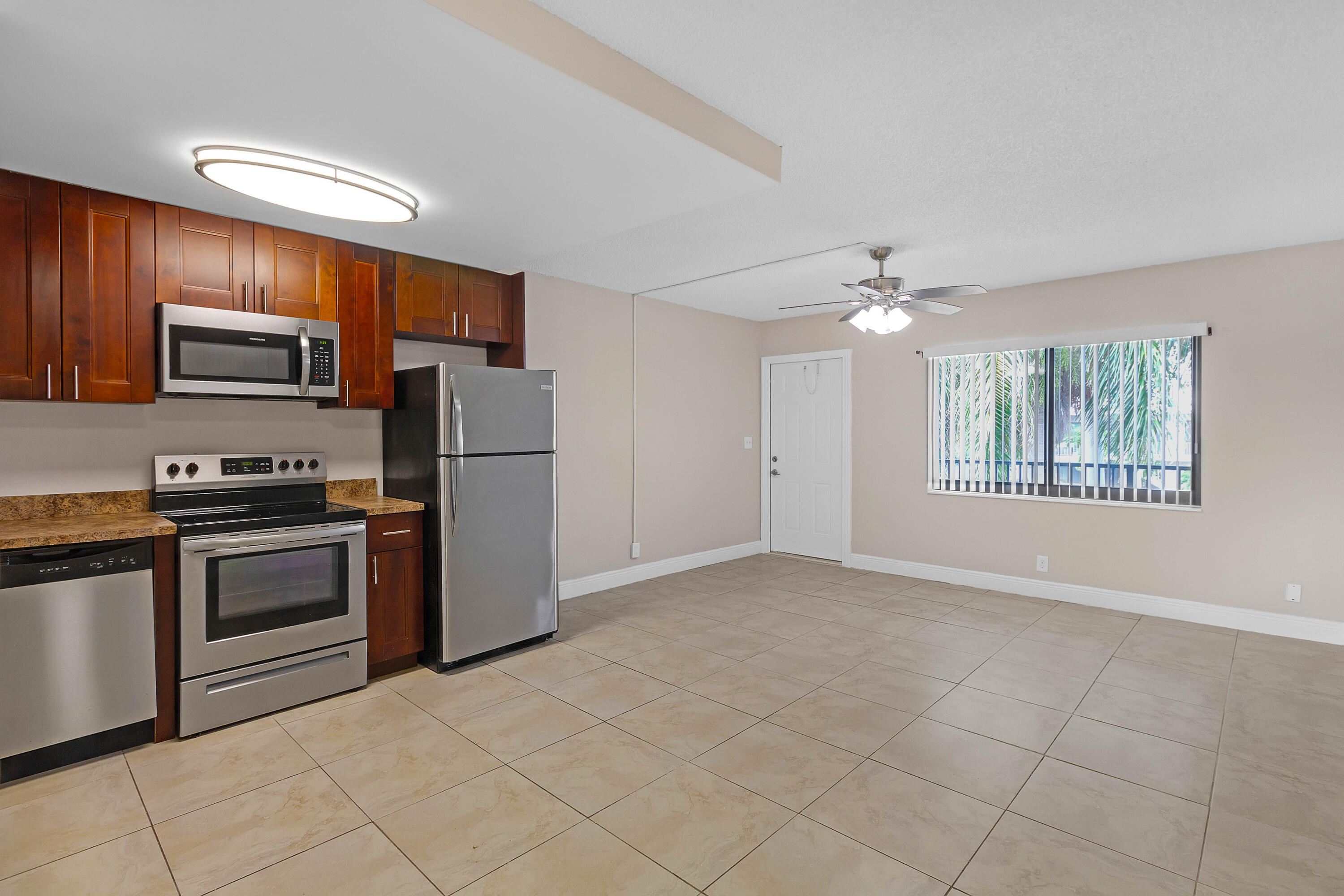 520 Northeast 44th Street Boca Raton, FL 33431 - Photo 12 of 24 520NE45THSTUNIT7-9