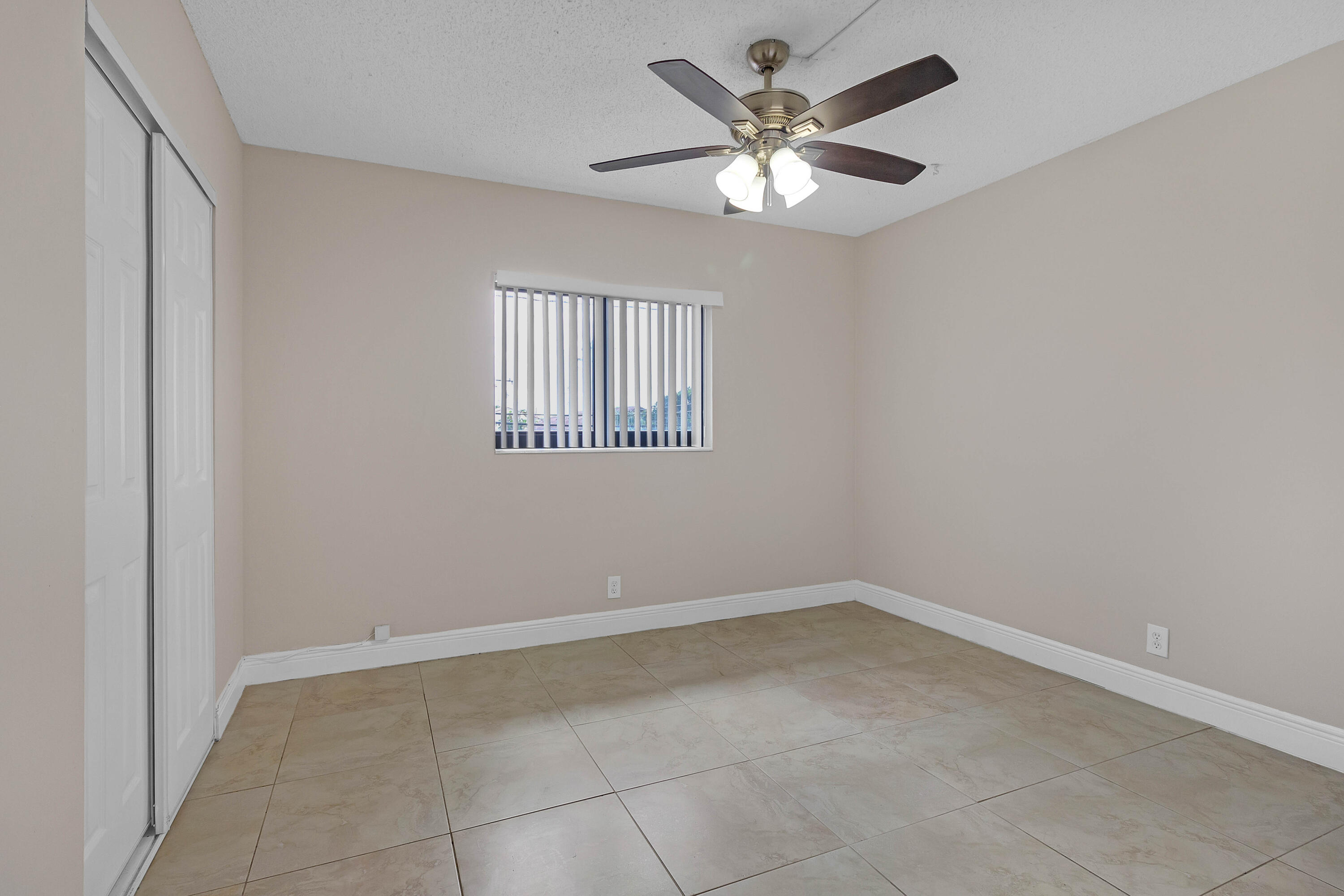 520 Northeast 44th Street Boca Raton, FL 33431 - Photo 16 of 24 520NE45THSTUNIT7-13