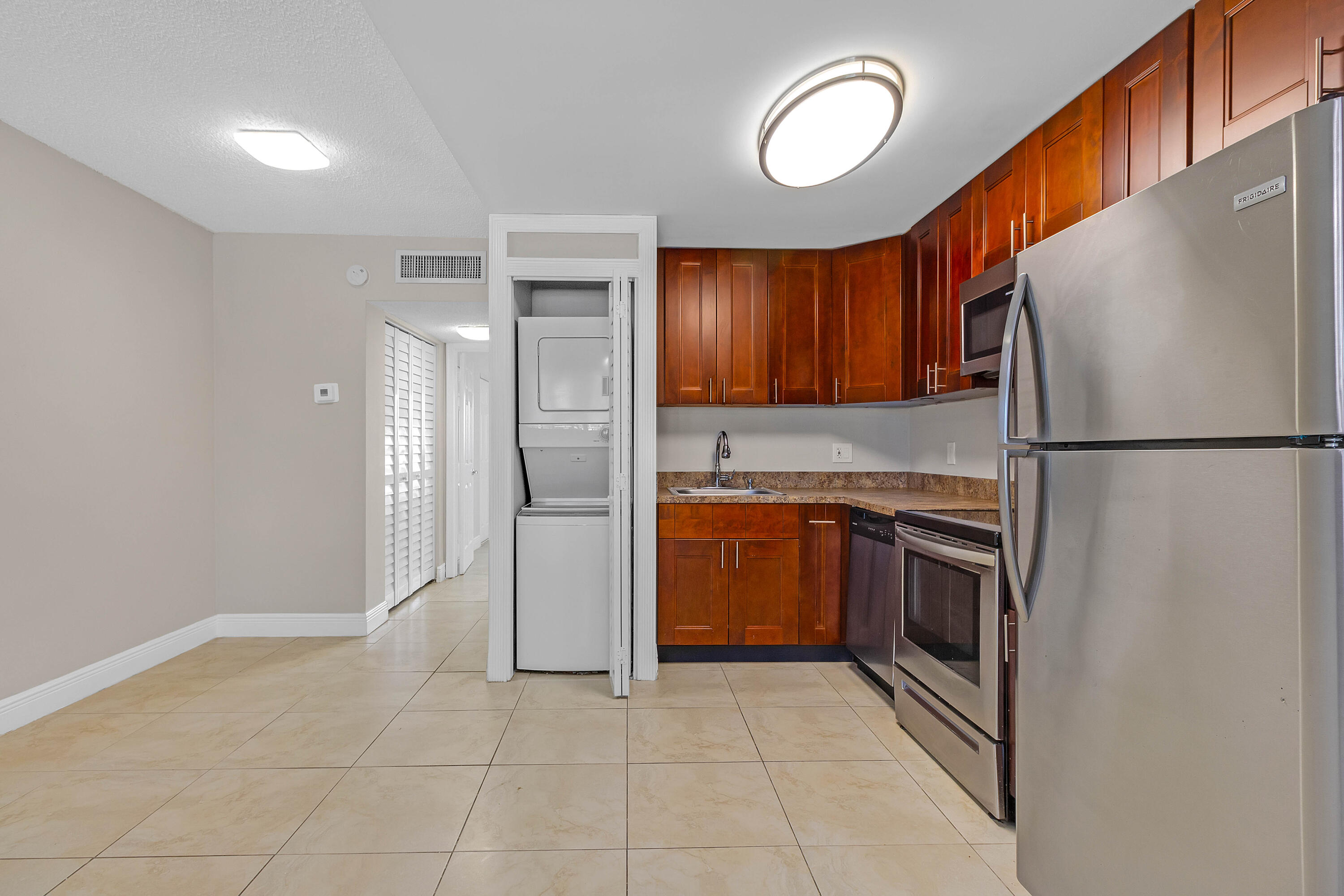 520 Northeast 44th Street Boca Raton, FL 33431 - Photo 22 of 24 520NE45THSTUNIT7-19