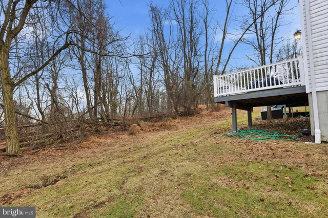 $329,900 | 1530 Crest Park Court, Bethlehem, PA 18015