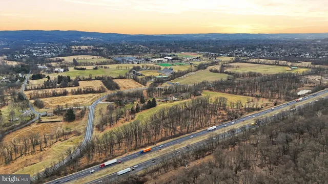 $329,900 | 1530 Crest Park Court, Bethlehem, PA 18015