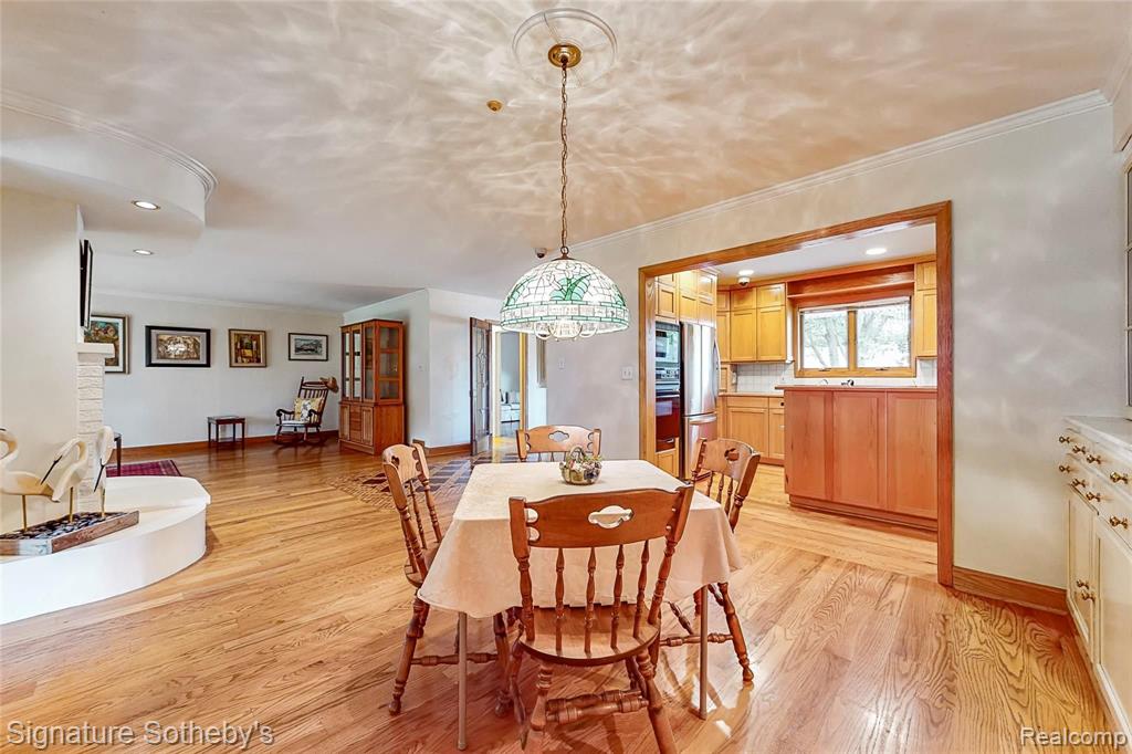 99 Shoreham Road Grosse Pointe Shores, MI 48236 - Photo 11 of 33
