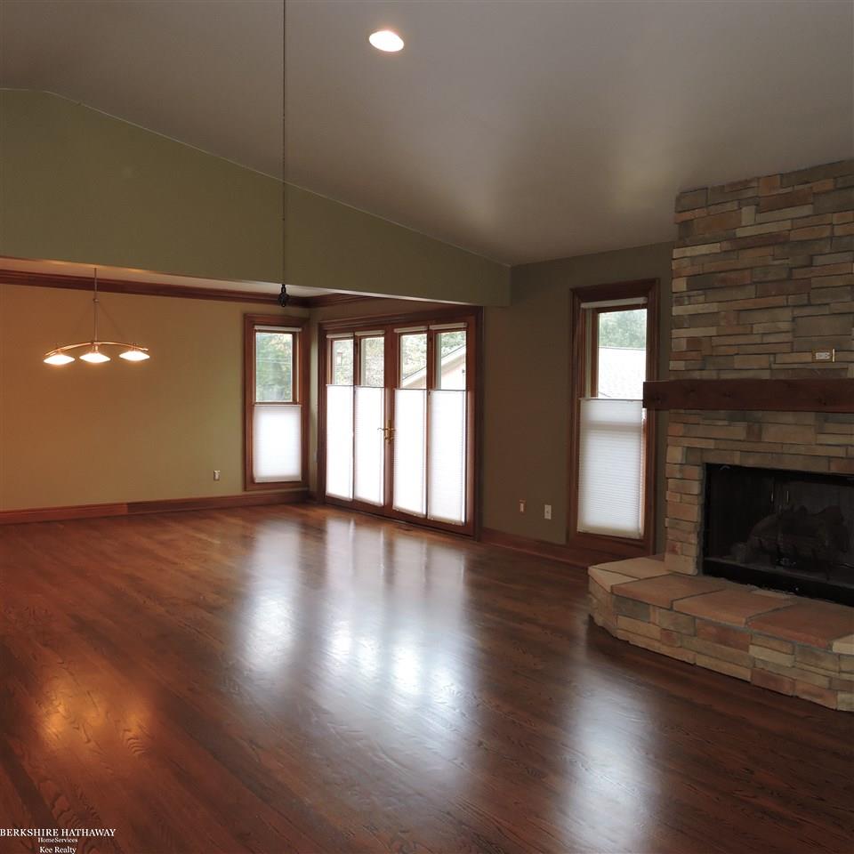 Spacious & Bright