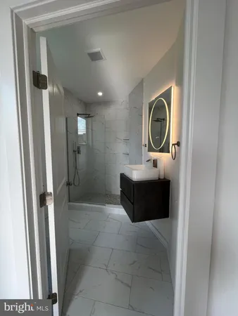 $2,500 | 1641 North Newkirk Street, Philadelphia, PA 19121