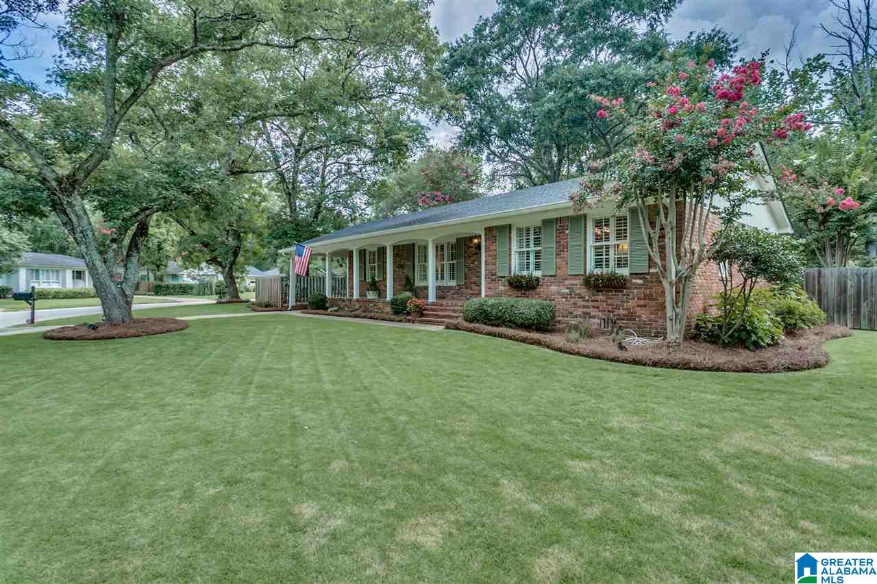4226 MountainDale Road Birmingham, AL 35213 - Photo 4 of 37