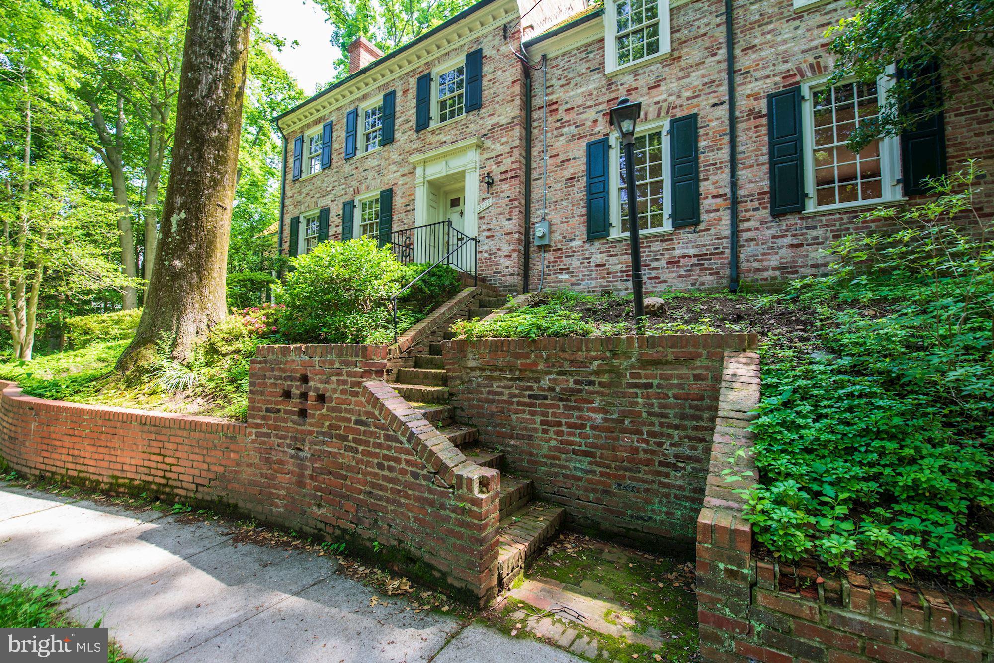 2035 Parkside Drive Northwest Washington, DC 20012 - Photo 4 of 17 Washed Red Brick