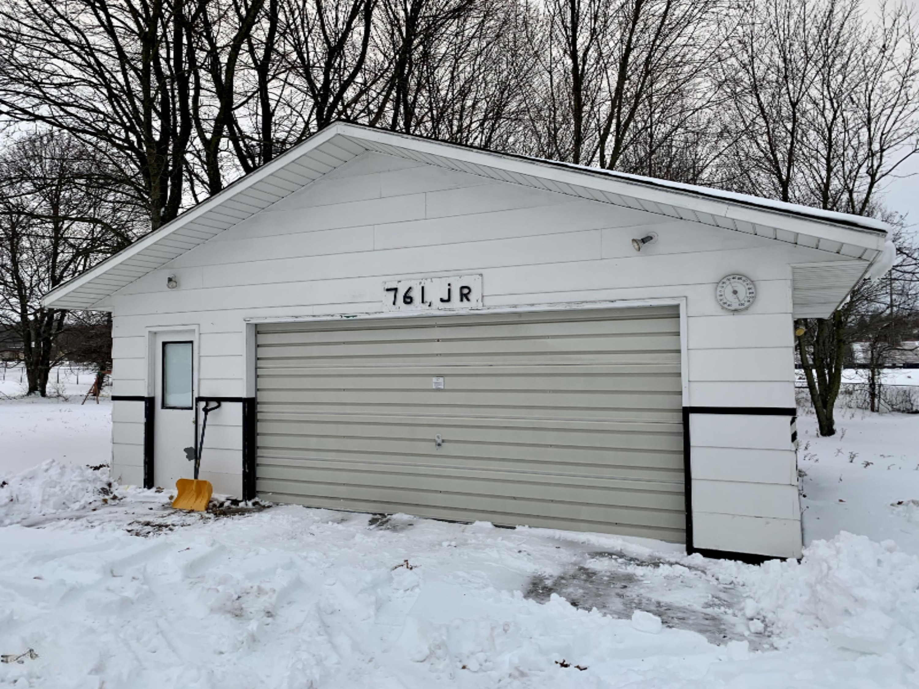 761 South Chestnut Street Reed City, MI 49677 - Photo 12 of 12 IMG-1507