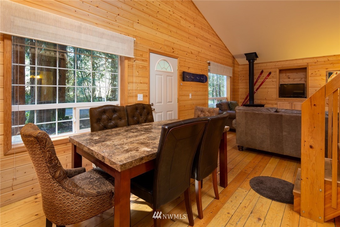 13007 Welcome Road Glacier, WA 98244 - Photo 11 of 26 Gallery Image 11