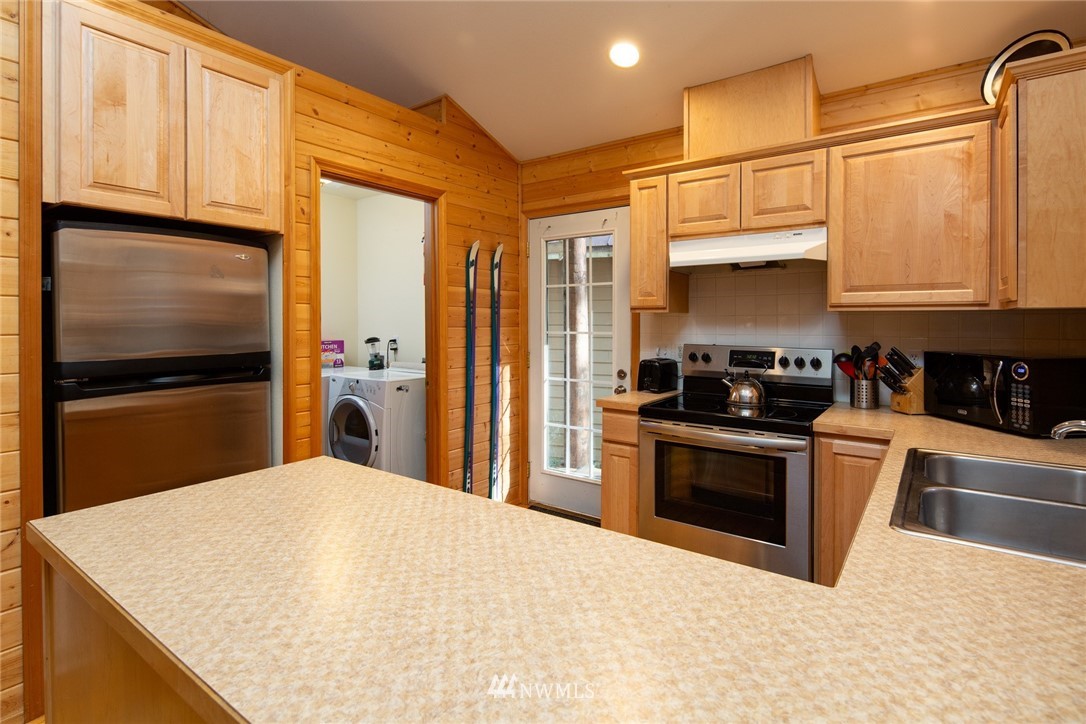 13007 Welcome Road Glacier, WA 98244 - Photo 14 of 26 Gallery Image 14