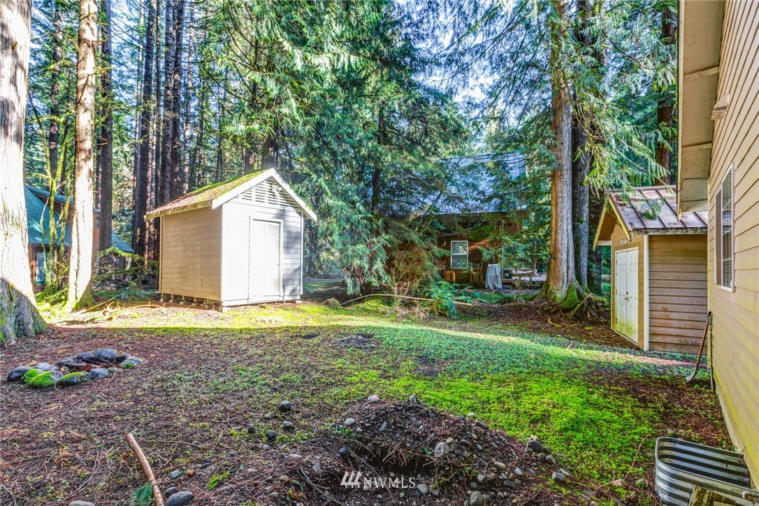 13007 Welcome Road Glacier, WA 98244 - Photo 4 of 26 Gallery Image 4