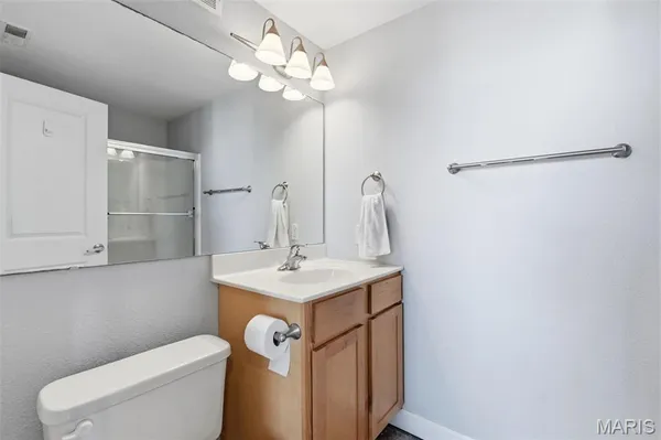 $159,900 | 5330 Pershing Avenue, Unit 807, St. Louis, MO 63112