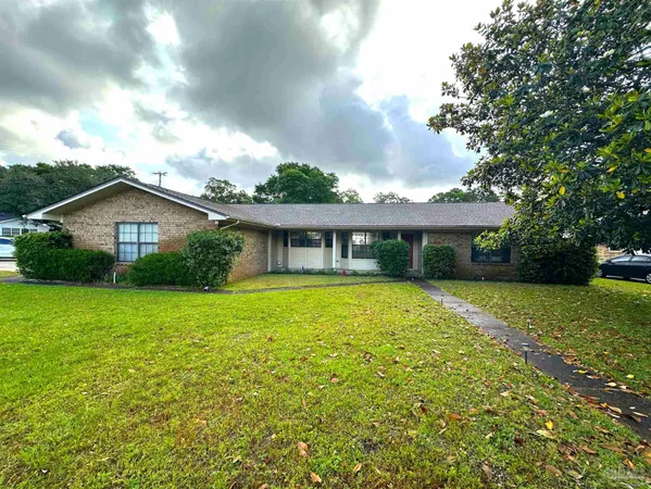 $2,750 | 304 Arabian Drive, Pensacola, FL 32506