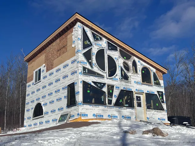 $399,000 | 71 Murphy Drive, Grand Marais, MN 55604