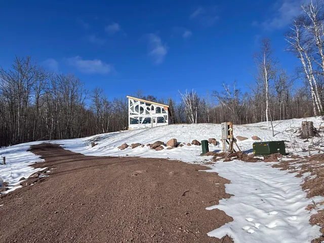 $399,000 | 71 Murphy Drive, Grand Marais, MN 55604