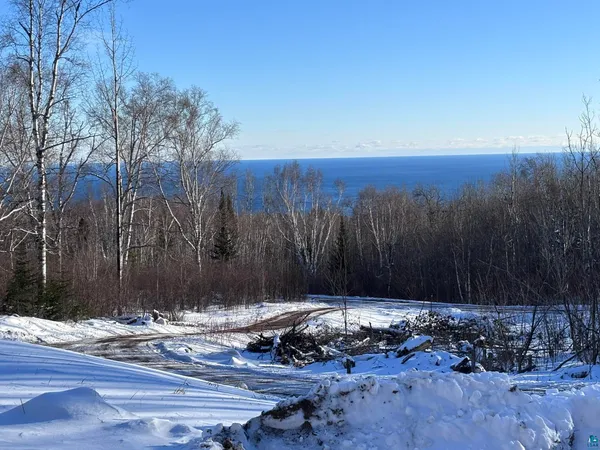 $385,000 | 71 Murphy Drive, Grand Marais, MN 55604