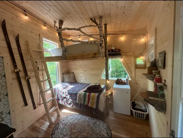 $399,000 | 71 Murphy Drive, Grand Marais, MN 55604